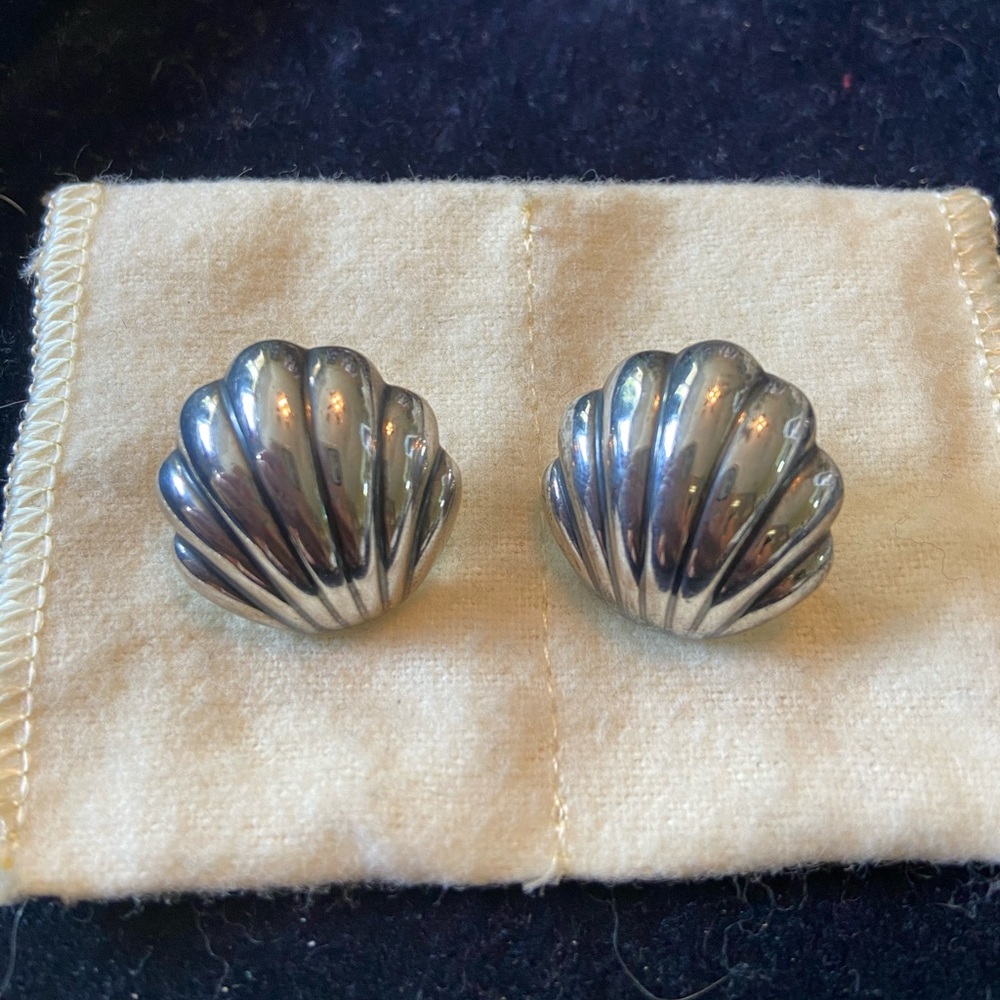 James Avery shell earrings
